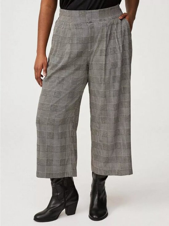 Torrid Pants - Torrid Size 24 Black White Plaid Wide Leg Crop Pant